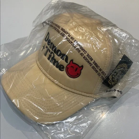 *NEW* Limited Edition Demon Time Cream Trucker Snapback Hat by Field Grade - Picture 6 of 12